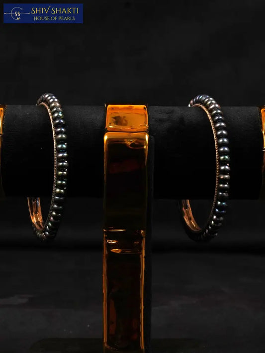 Black n Blue Flat Pearl Bangle