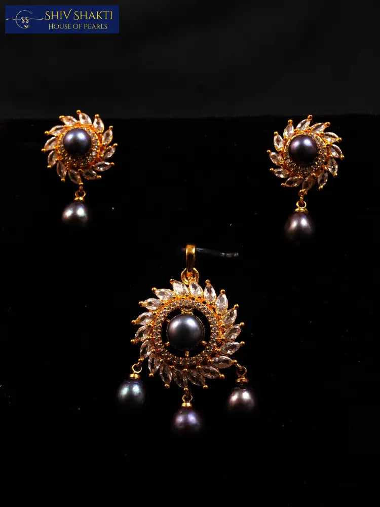 Black Pearl Radiance