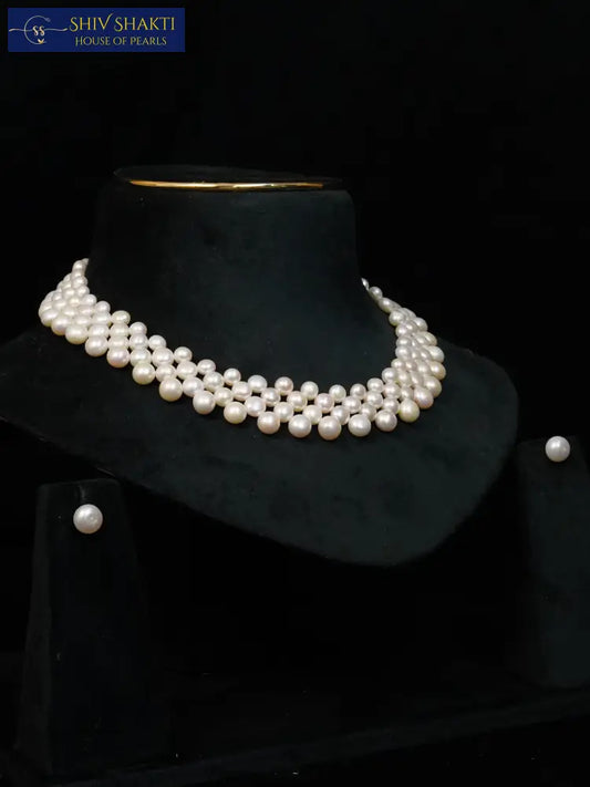 Celeste Button Pearl Necklace