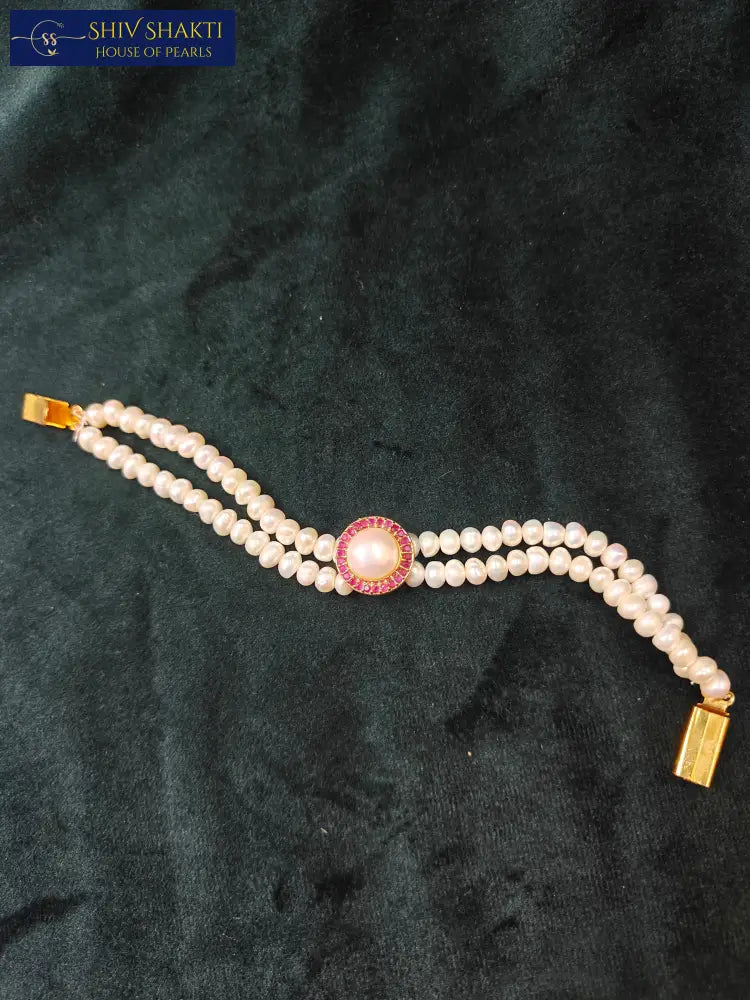 Elegant stone Bracelet