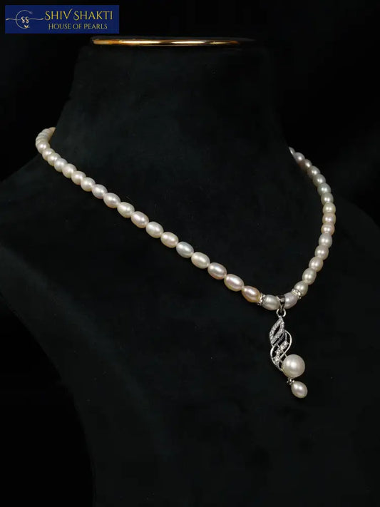 Korean Necklace Pearl Necklace / Mala