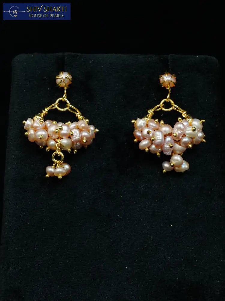 moti gucchha Gold Pearl Earrings