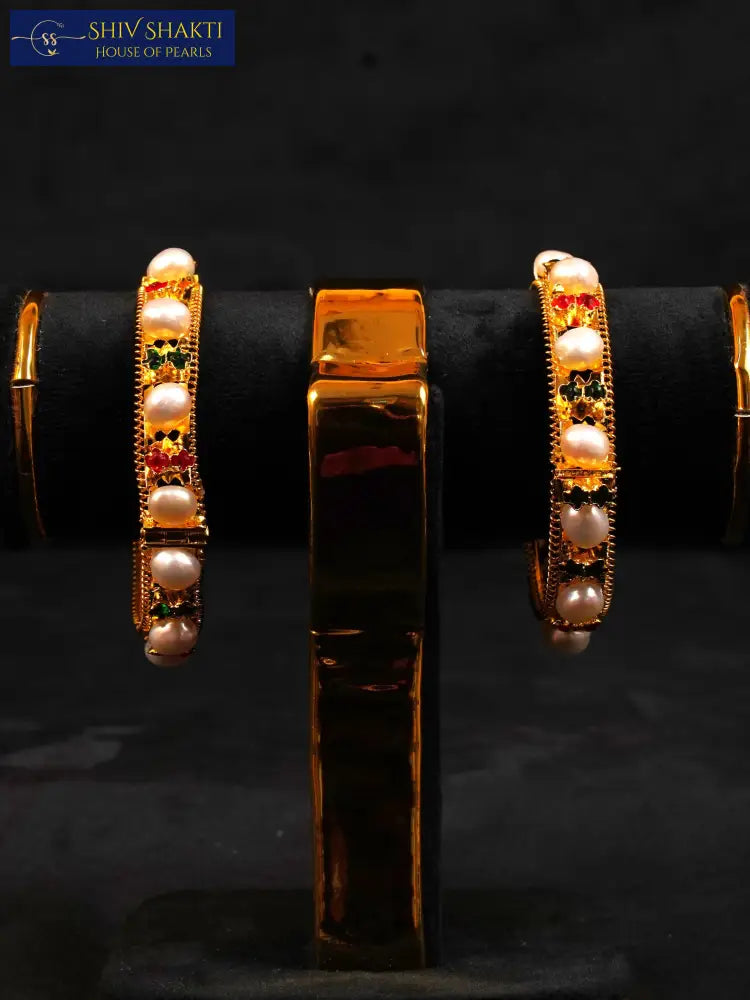 Onyx and Pearl Kangan