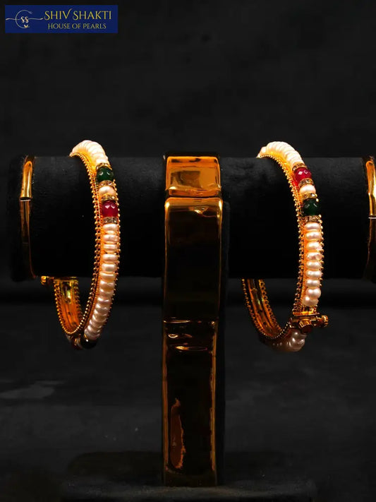 Onyx Stone with Pearls