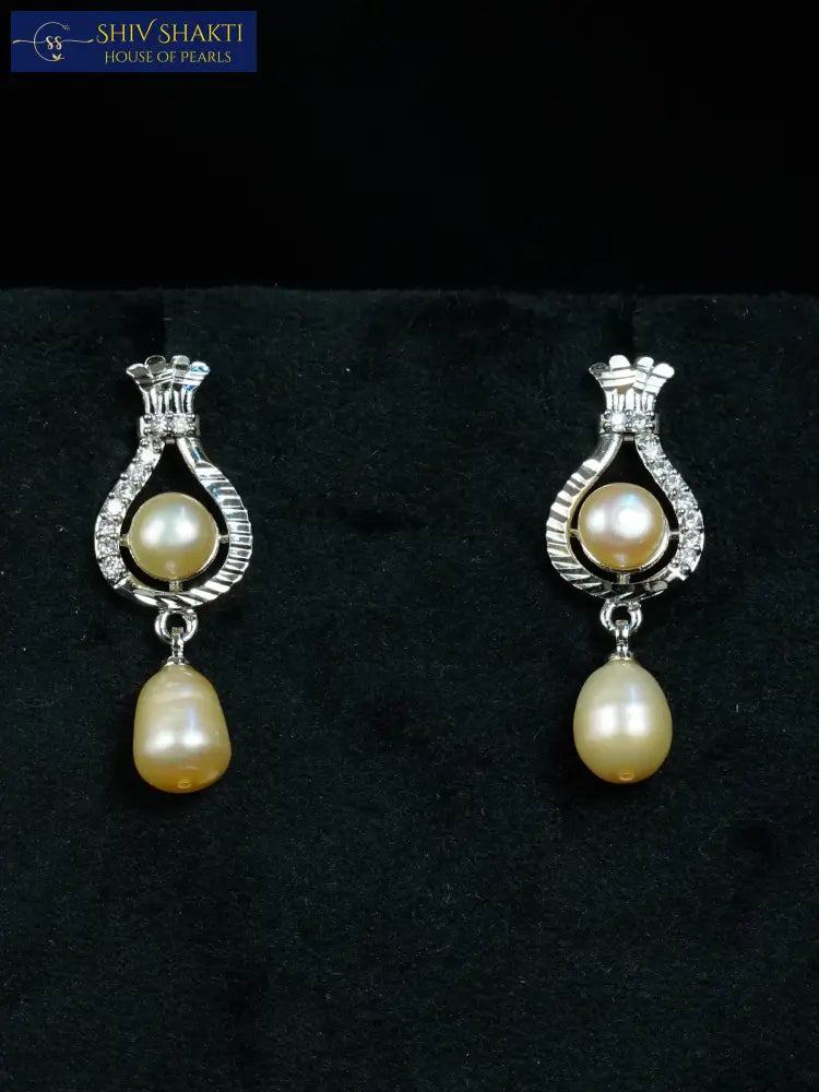 Pearl Drop Necklace Pearl Necklace / Mala