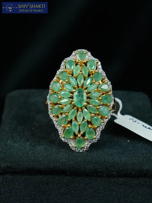 Traditional Emerald Pure silver Silver Jewellery