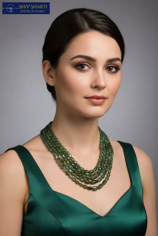 5 Lines Bold Emerald Gemstones