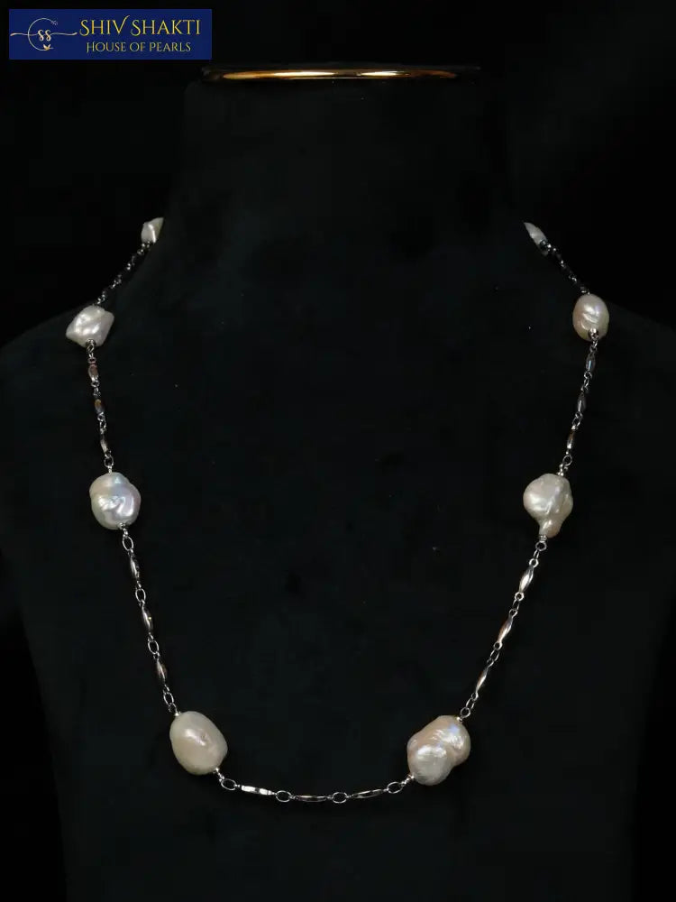 Baroque Pearl in sterling silver