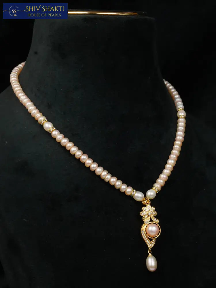Beautiful Korean Pearl Necklace Pearl Necklace / Mala