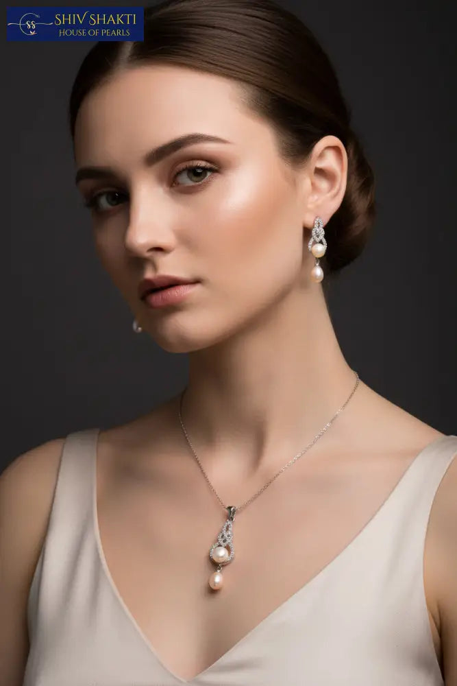 Beautiful Pearl Drop