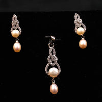 Beautiful Pearl Drop