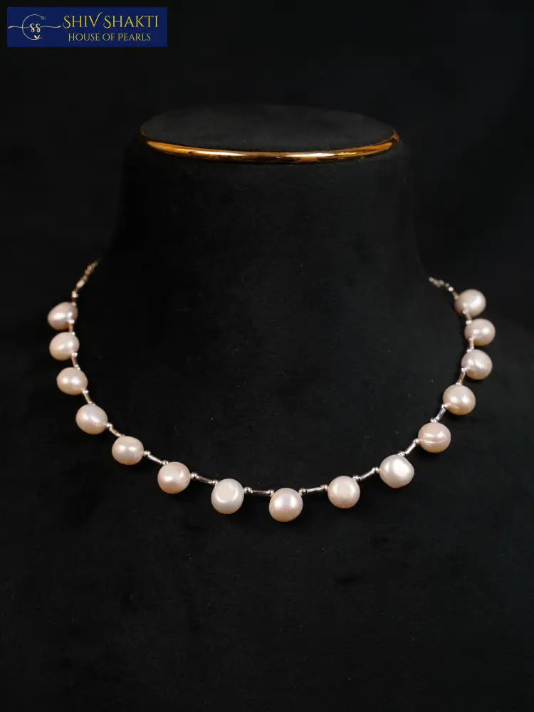 Beautiful Pearl Necklace Pearl Necklace / Mala