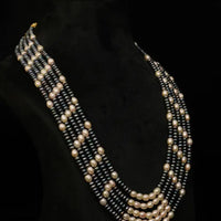 Black and white Pearl necklace 3-4mm Necklace / Mala