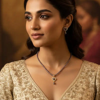 Black Oval Sophisticated Necklace Pearl Necklace / Mala