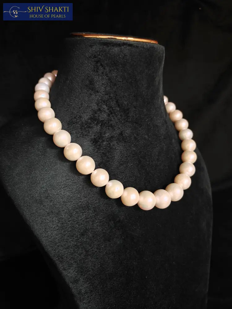 Bold Round Pearl Necklace / Mala