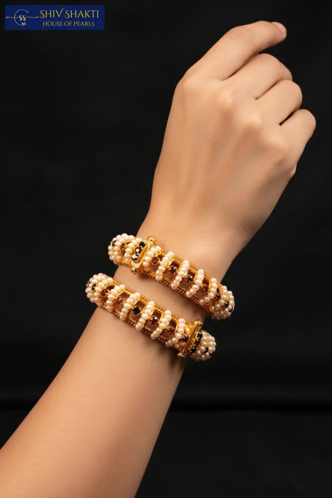 Bridge Bangle with Seed Pearl