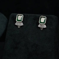 Button Pearl Necklace