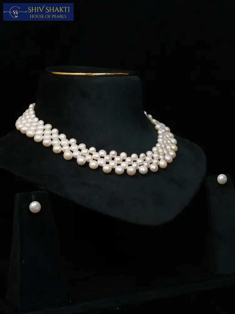 Celeste Button Pearl Necklace