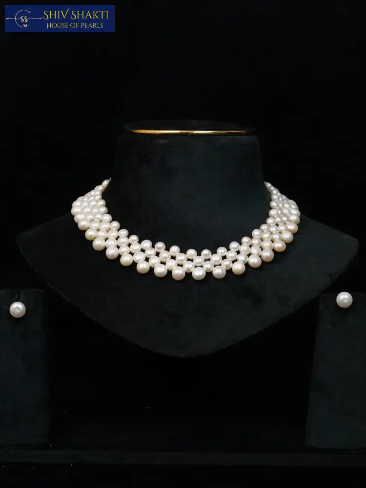 Celeste Button Pearl Necklace