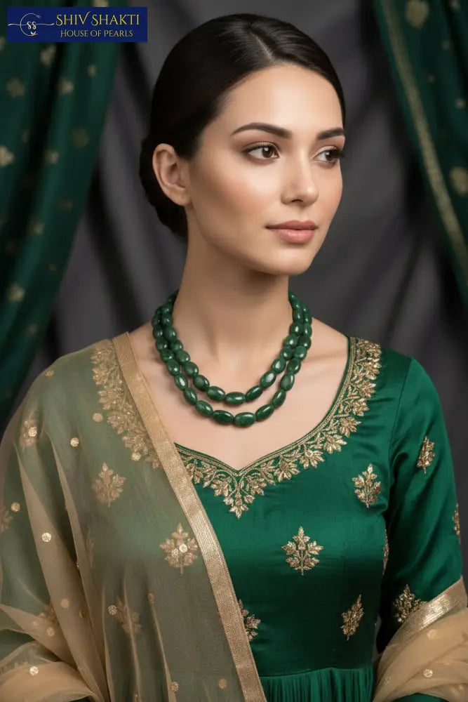 Dashing Green Necklace Gemstones