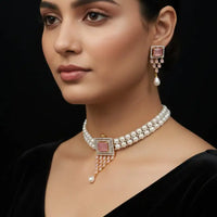 Delicate Pearl Choker