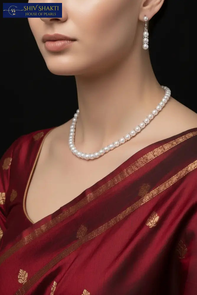 Elegant Button Pearl Necklace