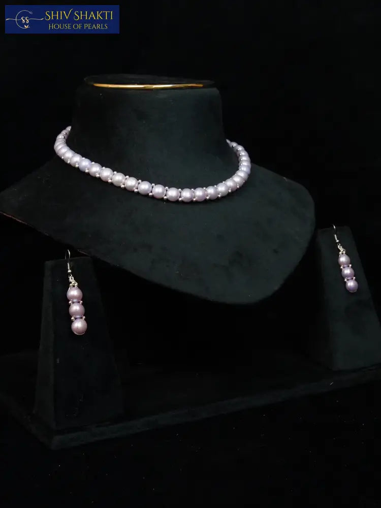 Elegant Button Pearl Necklace