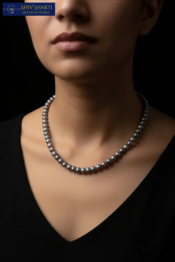 Elegant Single line Grey Pearl 16-17 Inches / 3-4 mm Necklace / Mala