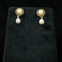 Elegant Single line Pearl Pearl Necklace / Mala