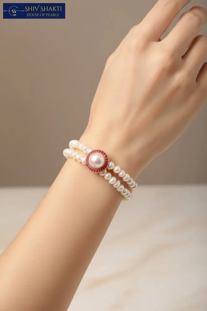 Elegant stone Bracelet