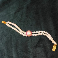 Elegant stone Bracelet