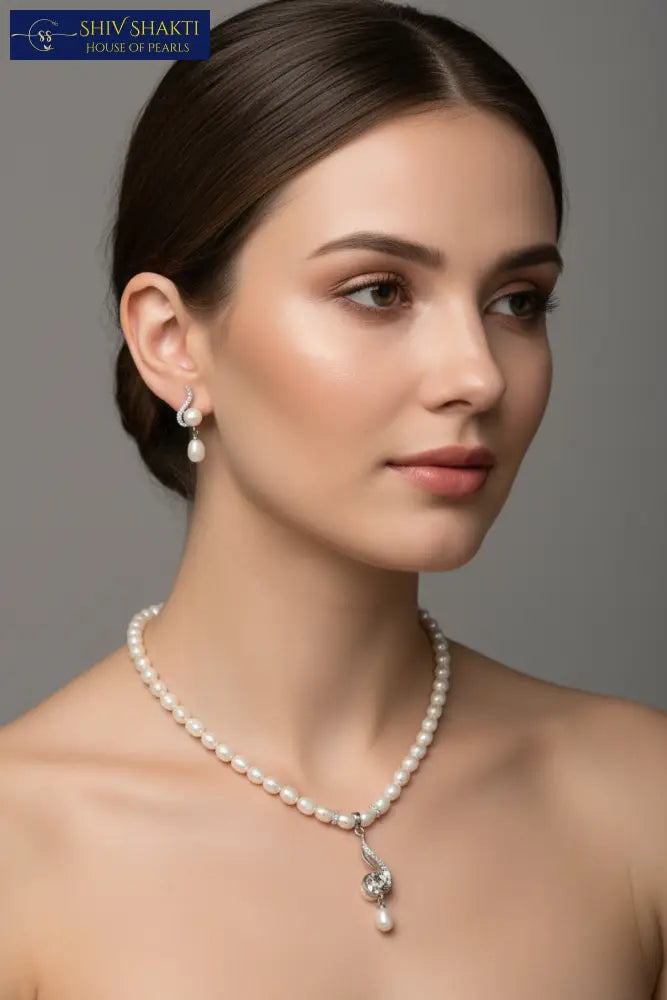 Elegent Korean Pearl Set Pearl Necklace / Mala