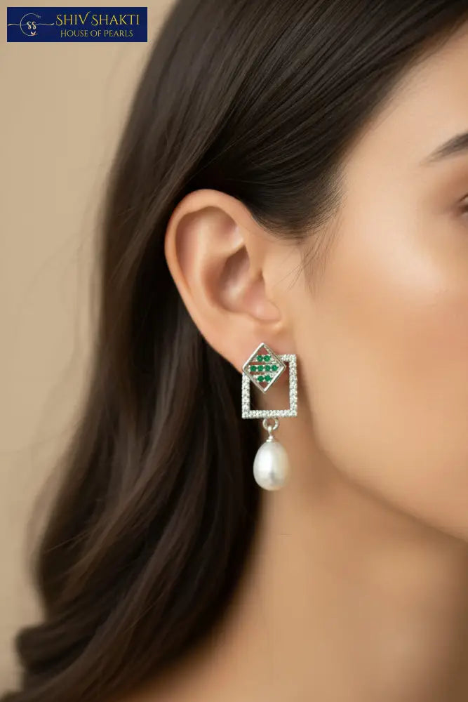 Emerald Pearl Dangle Earring Pearl Earrings