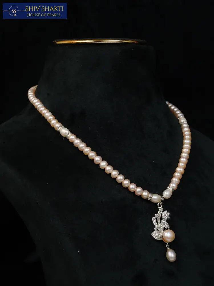 Fancy Pearl Necklace Pearl Necklace / Mala