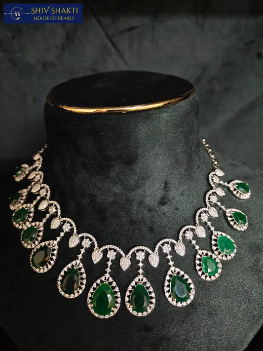 Gala Dinner Necklace with Emerald Silver Jewellery