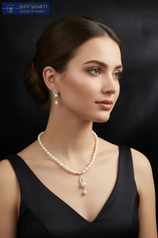 Lovely Korean Set Pearl Necklace / Mala