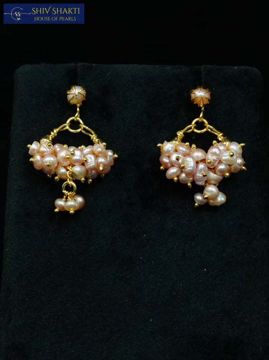 moti gucchha Gold Pearl Earrings
