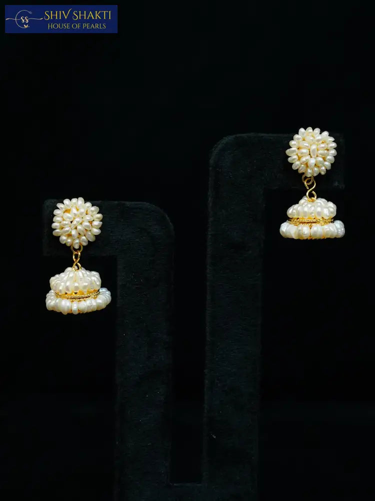 Moti Rosettes Pearl Studs