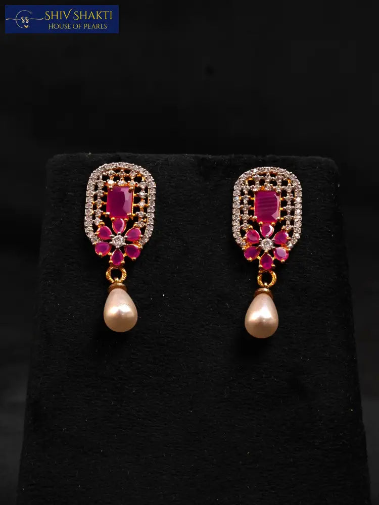 Pearl Brooch With CZ onyx Necklace / Mala