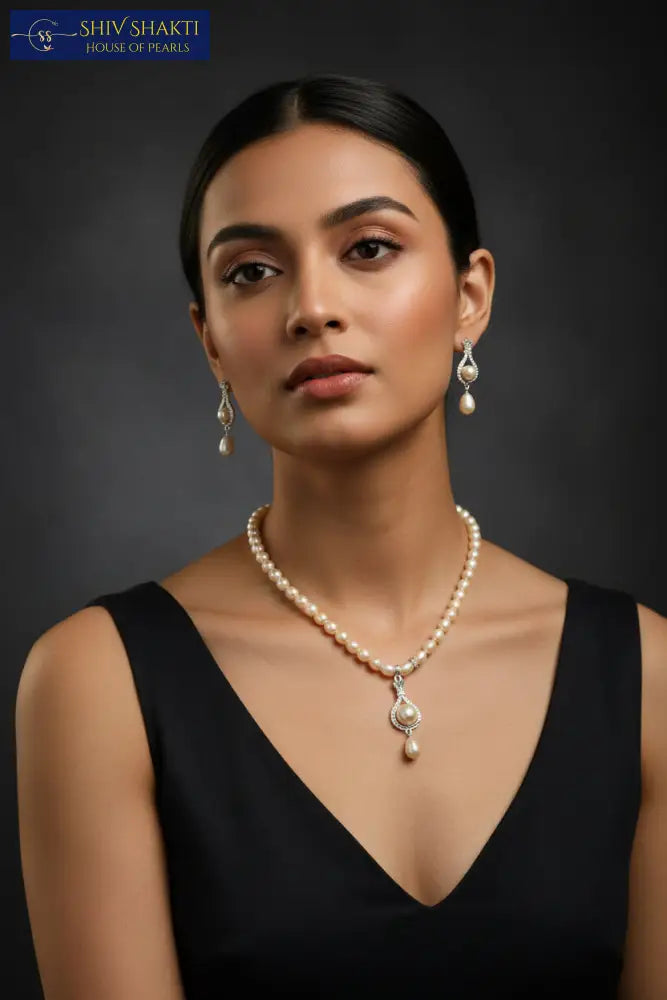 Pearl Drop Necklace Pearl Necklace / Mala