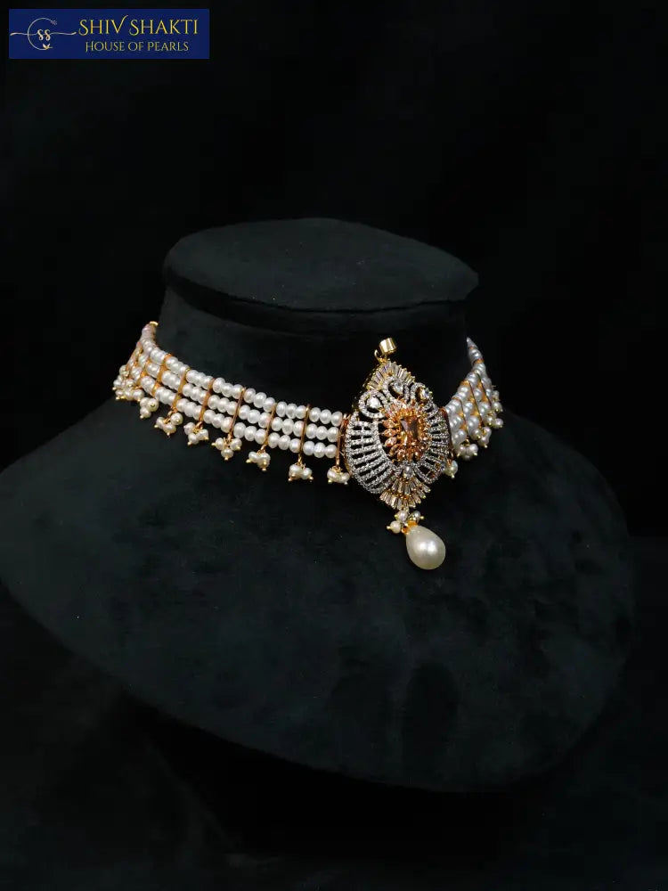 Pearl Exquisite Choker