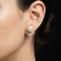 Pearl Fan Stud Pearl Studs
