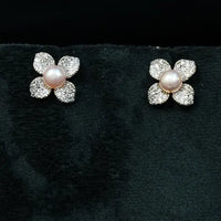 Pearl Flower Stud Pearl Studs