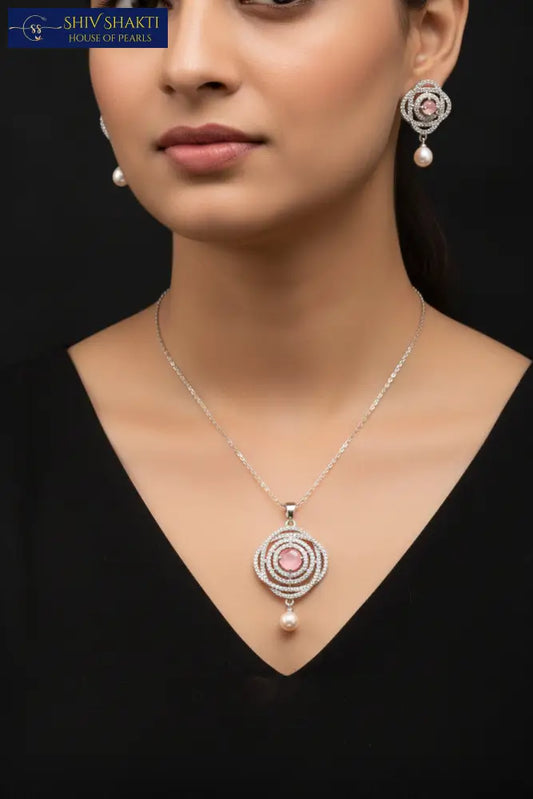 Pearl Noor Locket
