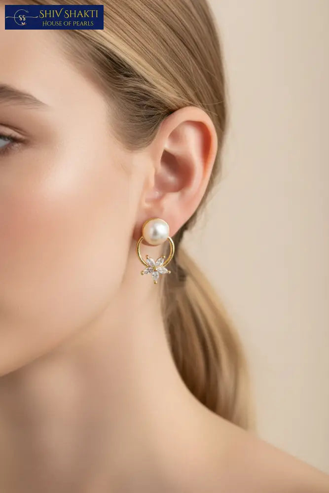 Pearl Studs With Flower Detailing Pearl Studs