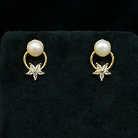 Pearl Studs With Flower Detailing Pearl Studs