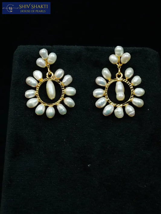 petal dangle earrings Pearl Earrings