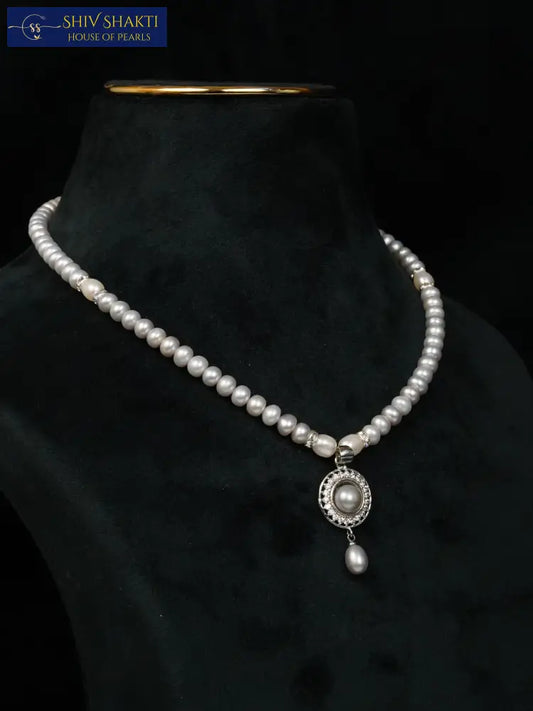 Polished Pearl Set Pearl Necklace / Mala