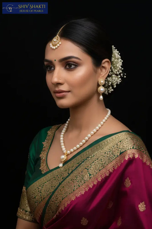 Regal Button Pearl Necklace Necklace / Mala