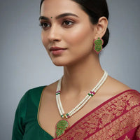 Ruby Emerald Pendand Set Pearl Necklace / Mala